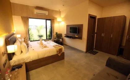 Solitaire Resorts