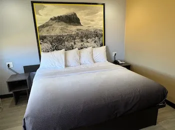 Super 8 by Wyndham Big Spring