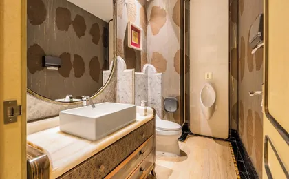 Paris Hotel