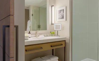 Hotel Commonwealth
