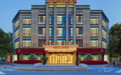Vienna Hotel (Shanghai Baoshan Huahe Road Branch)