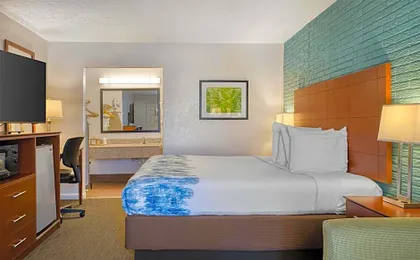 Best Western Hendersonville Inn