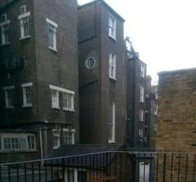 Cosy studio flat