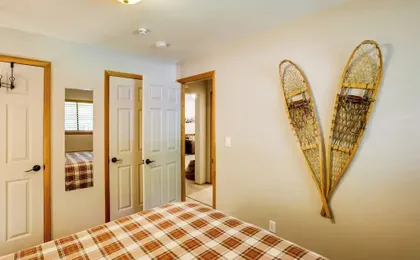 Cozy Ouray Apartment, Steps to Riverwalk Trail!