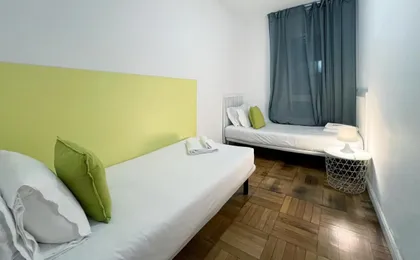 Diagonal Apartments
