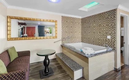 Sky Palm Motel