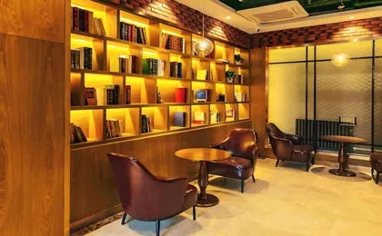 James Joyce Coffetel Beijing South Railway Station, Fangzhuang Puhuangyu Metro Station