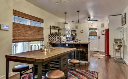 The Eastside Lodge Austin