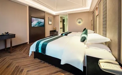 Zhongjian Jinjiang Metropolo Chengdu Chunxi Road Tai Koo Li Hotel