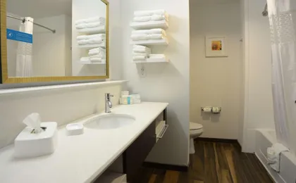 Hampton Inn & Suites Ponca City (H)