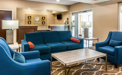 Comfort Inn & Suites