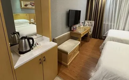 Vienna Hotel Pazhou Complex Branch