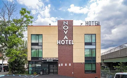 Nova Hotel Bronx