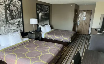 Super 8 by Wyndham Yorkville