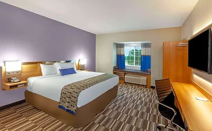 Microtel Inn & Suites by Wyndham College Station