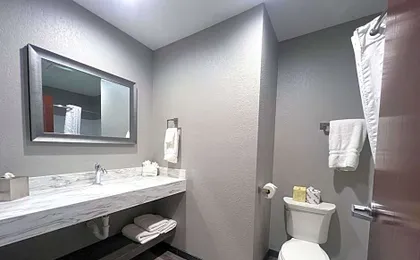 Metropolis Resort - Eau Claire
