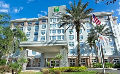 Holiday Inn Express & Suites S Lake Buena Vista By IHG
