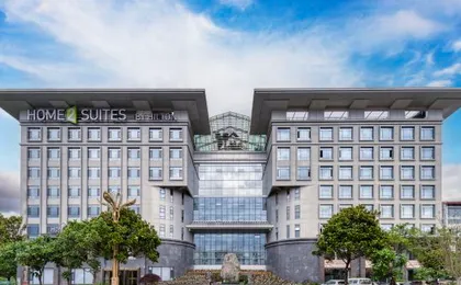Lijiang Gucheng Home2 Suites by Hilton Hotel