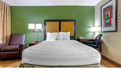 Studio 6 Extended stay Huntsville, AL - US Space & Rocket Center