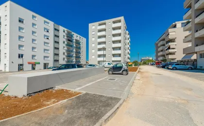 City Lux Apartment 2 - with garage and balcony
