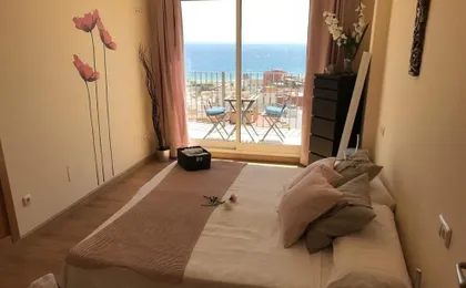 Rooms in Seafront Villa