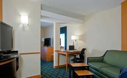 Fairfield Inn & Suites Columbus