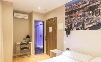 BCN Ramblas Hostal