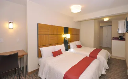 Hotel Five44