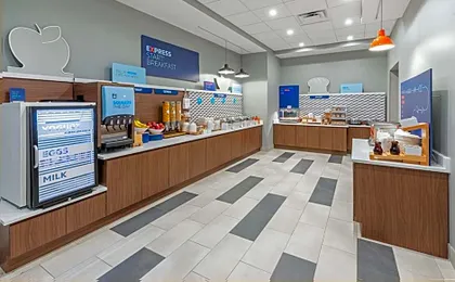 HOLIDAY INN EXPRESS AND SUITES SENATOBIA I 55 By IHG