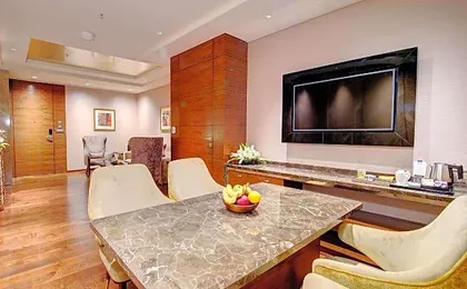 Niranta Airport Transit Hotel & Lounge Terminal 2 Arrivals/Landside