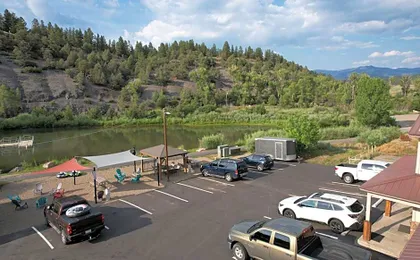 RiverWalk Inn