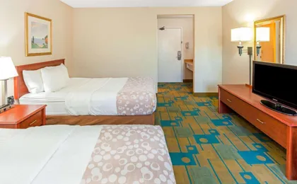 La Quinta Inn by Wyndham Milwaukee Airport / Oak Creek