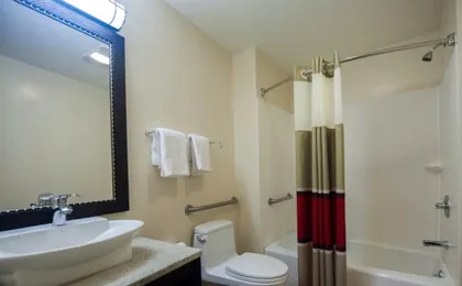 Super Lake Hotel