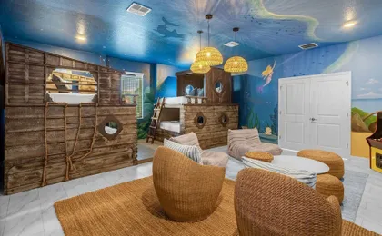 Upstay24-PPLHomeThemeRoomsPoolSpaCinema