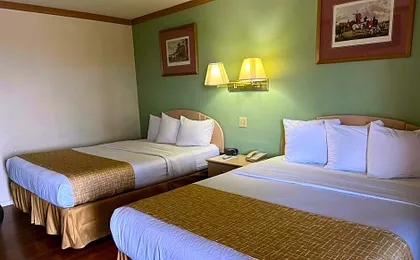 Travelodge by Wyndham Holbrook