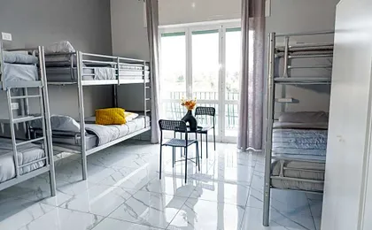 Hostel Partenope