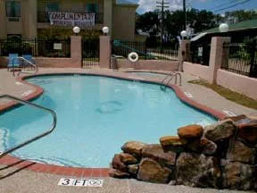 SureStay Plus Hotel by Best Western Alvin