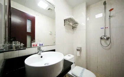 Oyo 8027 Li Hu Business Hotel