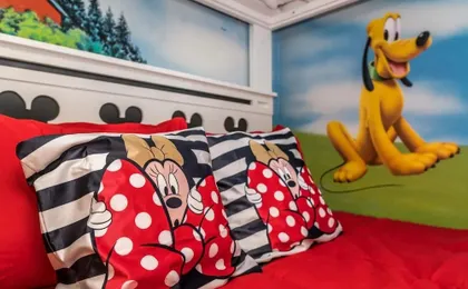 Disney Decorated Home 8min to Disneyworld Pool/spa Sleeps 22 104