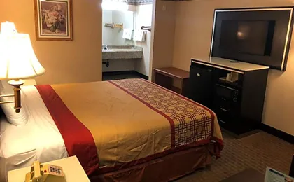 La Mirage Inn LAX Airport