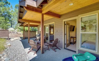 Suncadia Resort Townhome w/ Grill + Fireplace