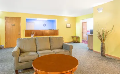 Super 8 by Wyndham Escanaba