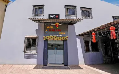 Hotel O Kailash Park Near Sakinaka Metro Station
