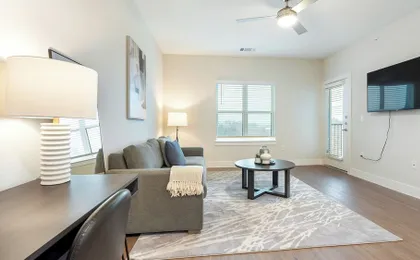 Landing Apartments Seguin