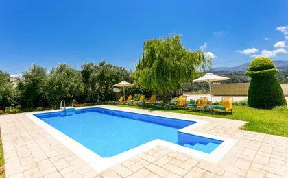 Villa Kastellaki by Villa Plus