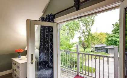 Sheboygan Getaway w/ Deck + On-site Lake Access!