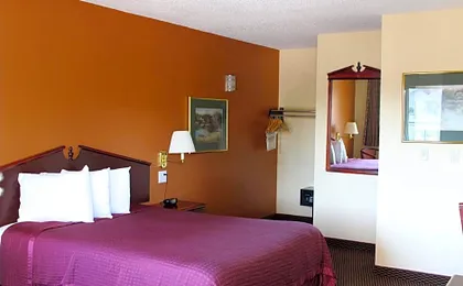 Knights Inn Salem