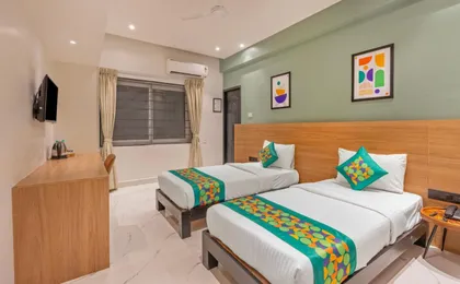 Treebo Premium Vapr Ashok Nagar