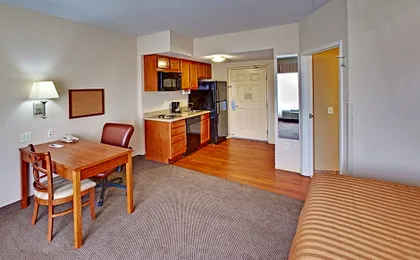 Candlewood Suites Omaha Airport By IHG