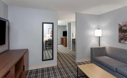 Americinn by Wyndham West Salem